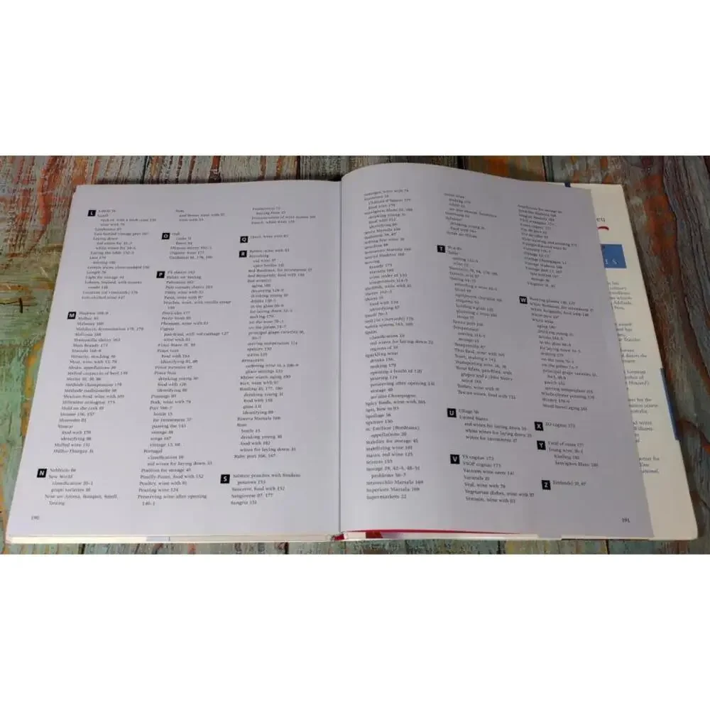 Le Cordon Bleu Wine Essentials Book - Professional Guide to Buying, Storing, and